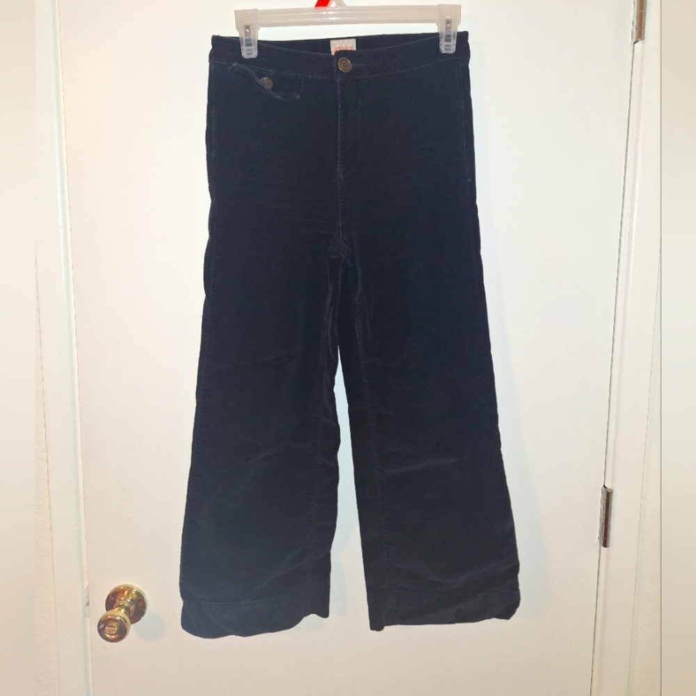 Cropped corduroy pants